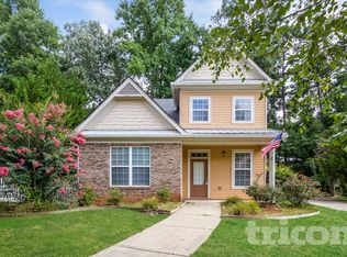 104 Holcomb Manor Dr, Ball Ground, GA 30107