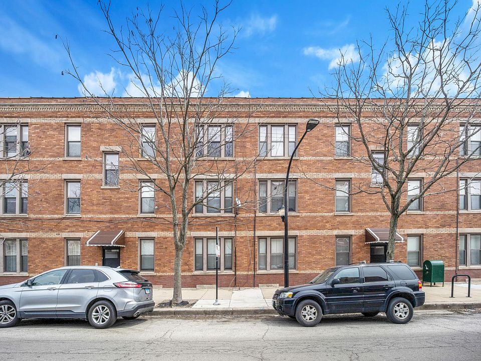 1st image of 2253 S Oakley Ave #3