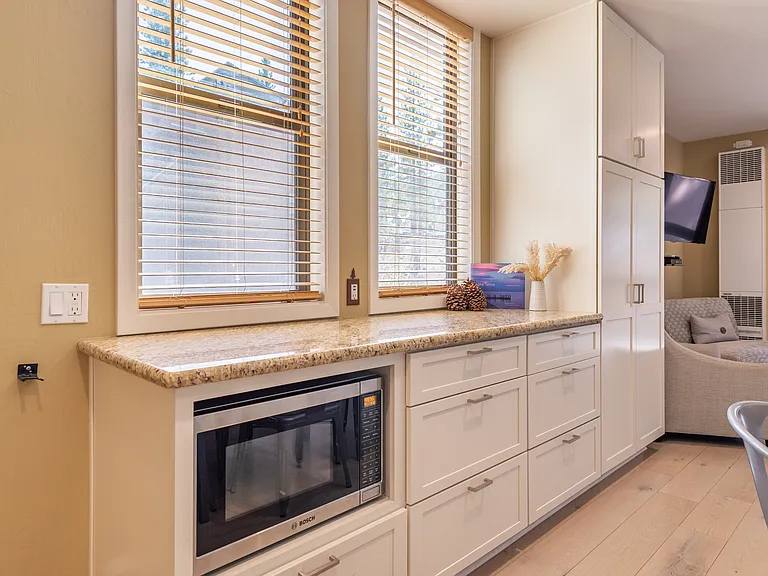 3173 Aspen Grove Rd — Photo 9