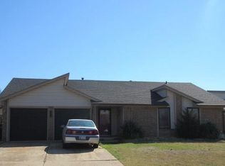 2604 Redwood Ln, Edmond, OK 73013