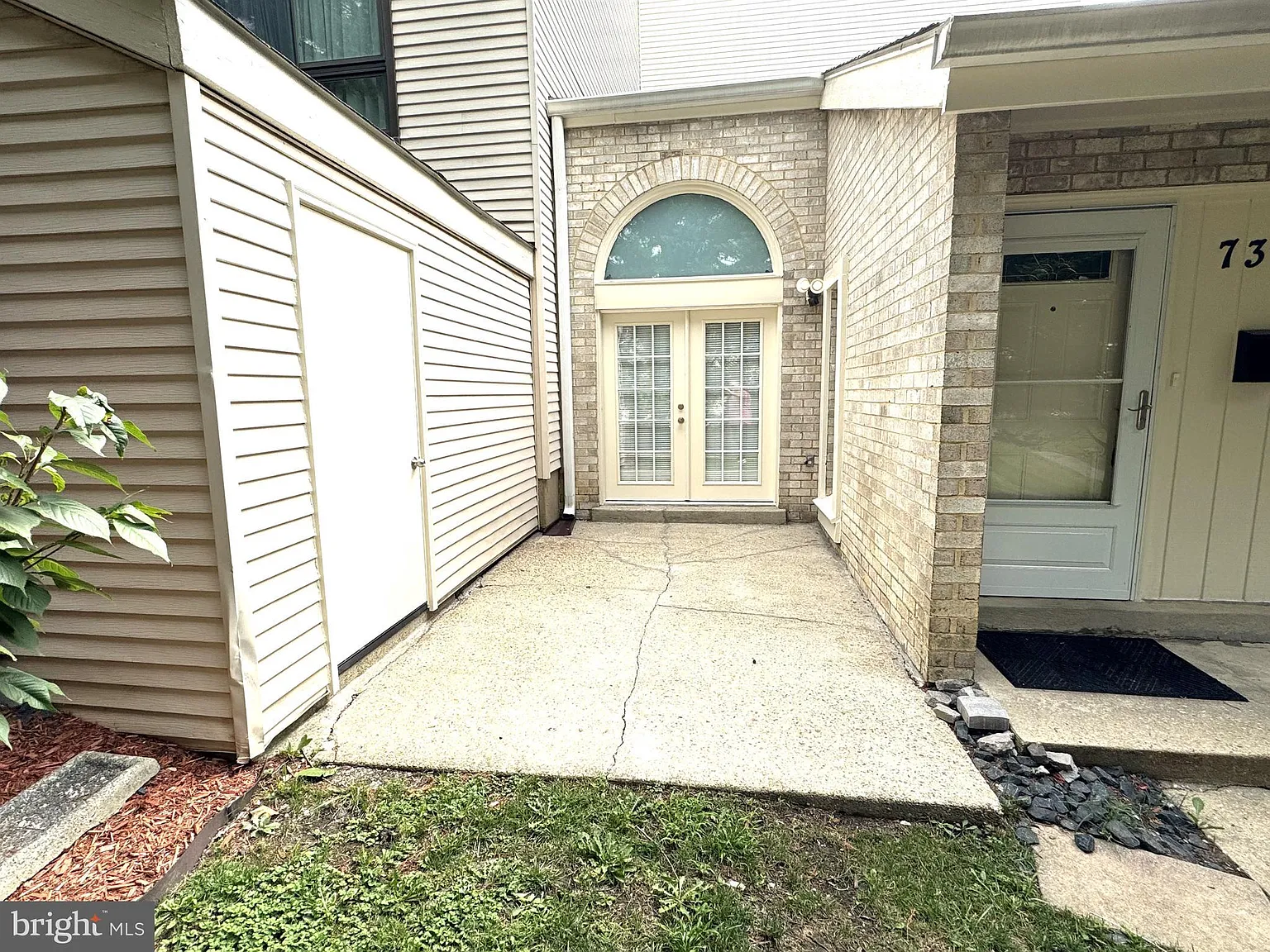 3 bed, 2.0 bath, 1105 sqft, $2,750 — Photo 4
