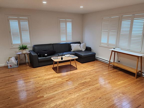 3rd image of 1 Nichols Ave