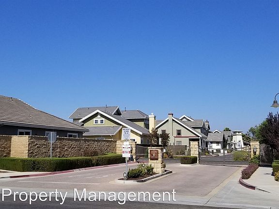 2nd image of 1611 S Chianti Ln