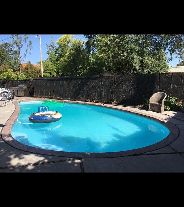 1st image of 802 W Monterey Ave
