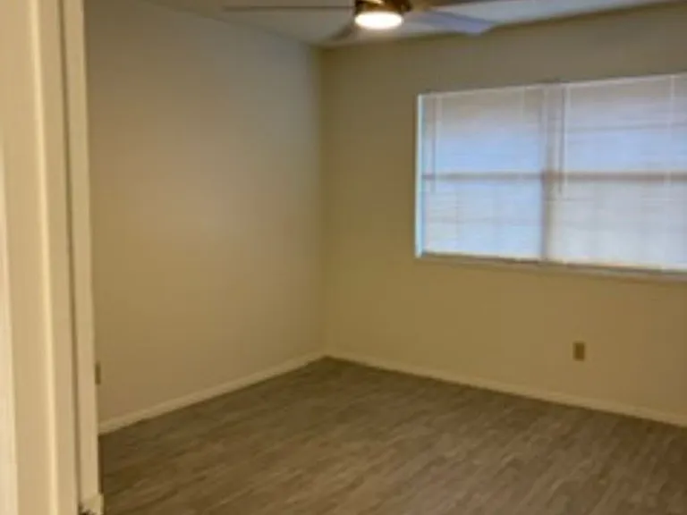 3442 State St #B — Photo 7