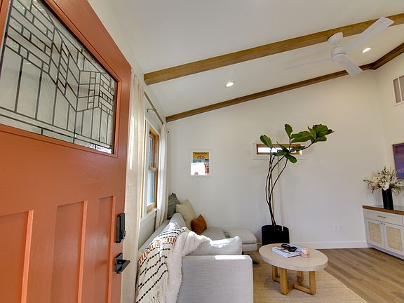 3rd image of 352 Carroll Park W #A