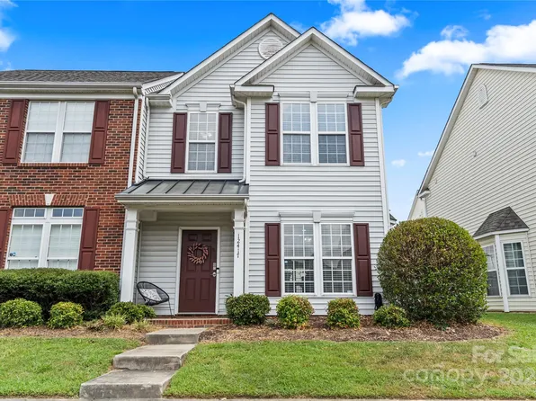 12417 Blossoming Ct, Charlotte, NC 28273