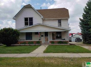 512 3rd Ave, Sheldon, IA 51201