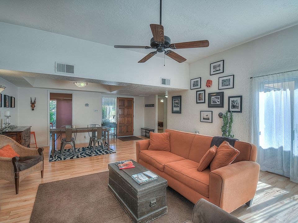 1st image of 3 Casa Hermosa Dr NE