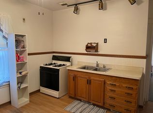 1915 60th St, Kenosha, WI 53143