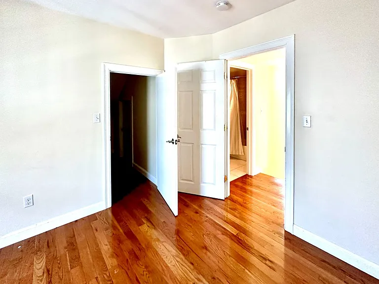 222 Winchester St #2 — Photo 9