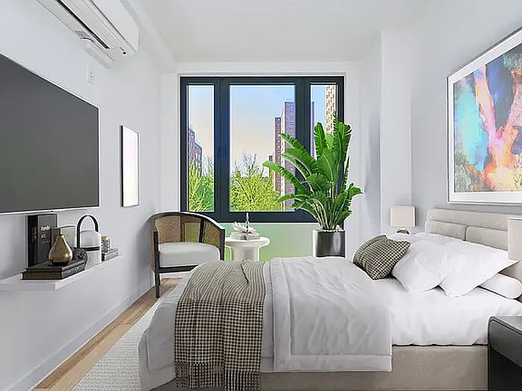 3rd image of 110 W 114th St APT 2B