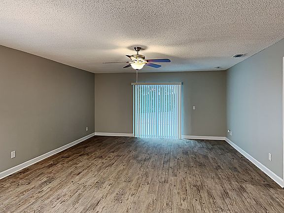 4th image of 4928 Cypress Trace Dr