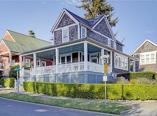 11 Seastar Ln, Pacific Beach, WA 98571