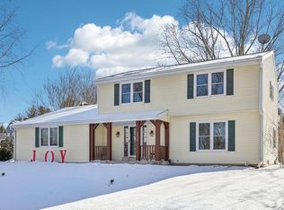 2015 Fox Hollow Run, Brookfield, WI 53045
