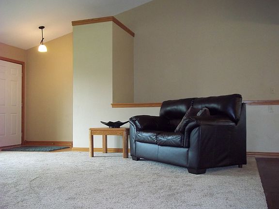 5th image of 2550 Jody Dr