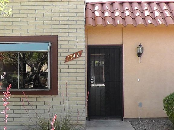front of house; kitchen 'bay' window