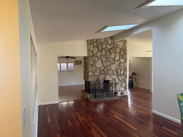 565 Pepper Dr, El Cajon, CA 92021