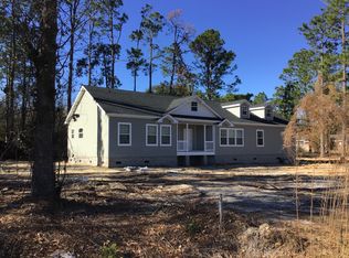 201 Bay Blossom Dr, Walterboro, SC 29488