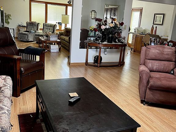 5th image of 9922 W Kingswood Cir