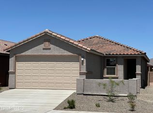 10500 W Waveland Dr, Marana, AZ 85653