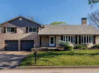 234 E 17th St, Claremore, OK 74017