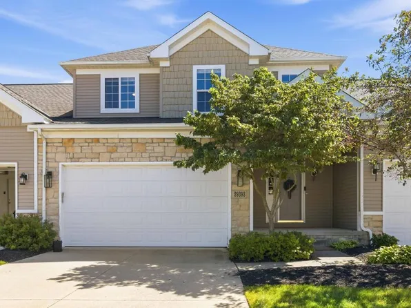 29393 Hummingbird Cir, Westlake, OH 44145