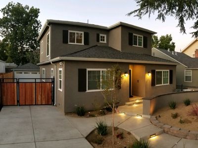 4841 D St, Sacramento, CA, 95819