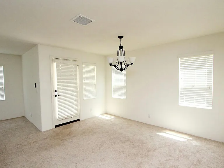 91-1382 Kaileolea Dr — Photo 2