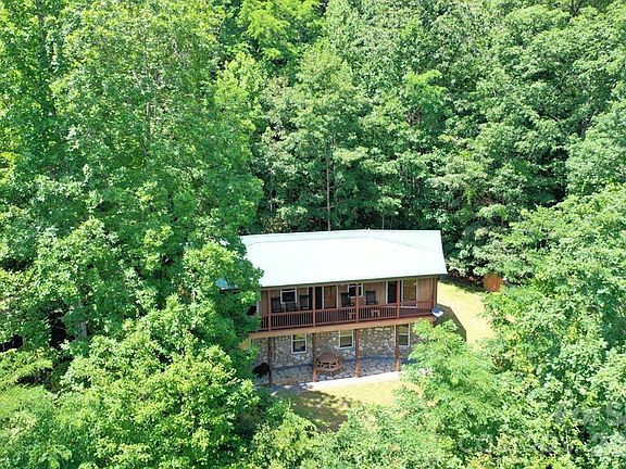 2nd image of 470 Bear Ridge Rd
