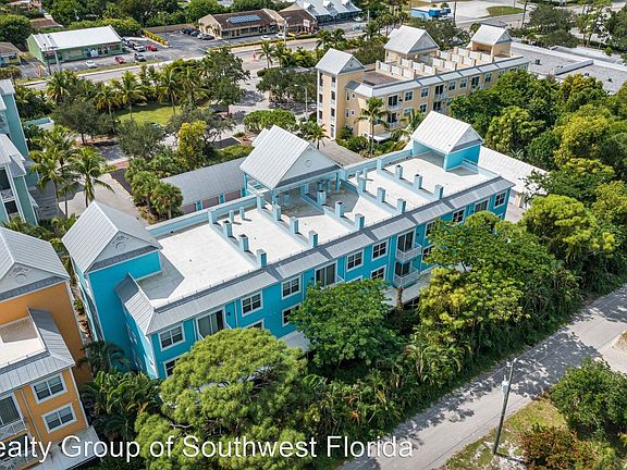 4th image of 4420 Bonita Beachwalk Dr #D201