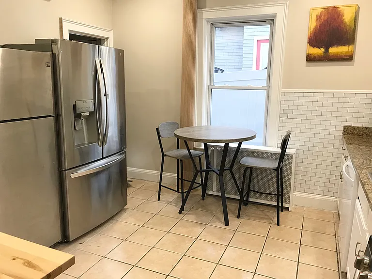 1 Haley St — Photo 8