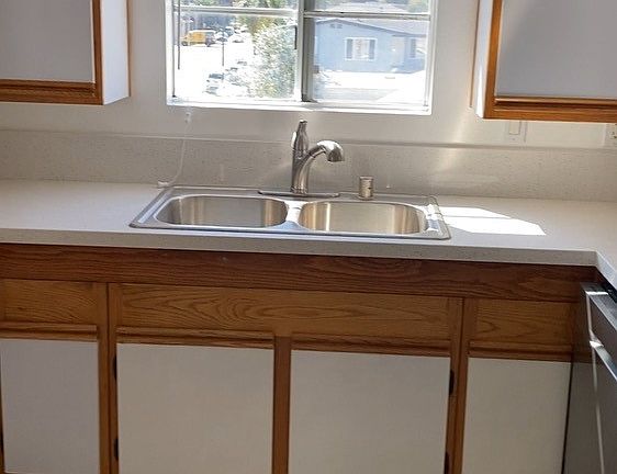 2nd image of 555 Redondo Ave APT 301