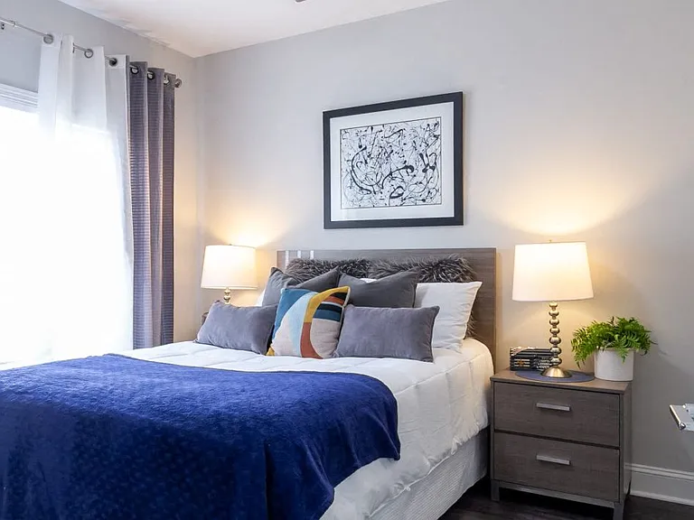 CB Lofts Apartments — Photo 11