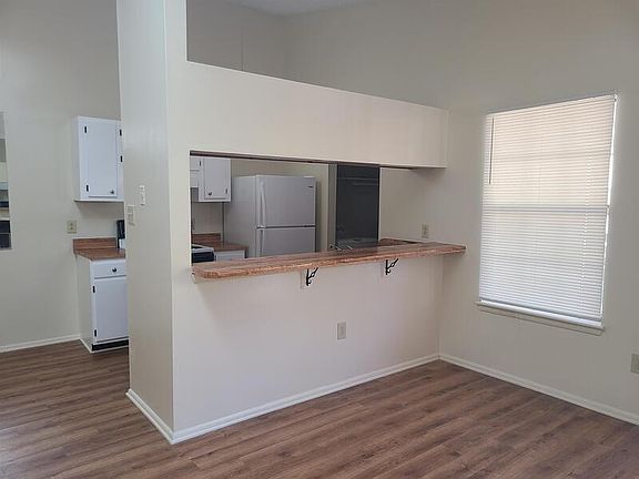 4th image of 4103 Thalia Station Cir