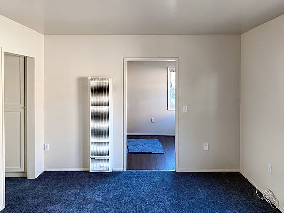 4th image of 1135 W 90th St #11296285