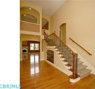 3rd image of 13873 Fantasy Way NW