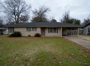 1308 N All Saints Cir, Greenville, MS 38703