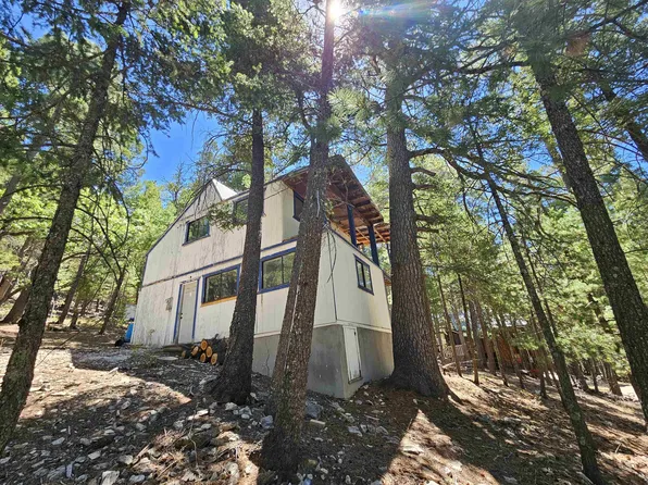 13 Vine St, Cloudcroft, NM 88317