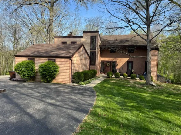 13 Cherokee Trl, New Richmond, OH 45157
