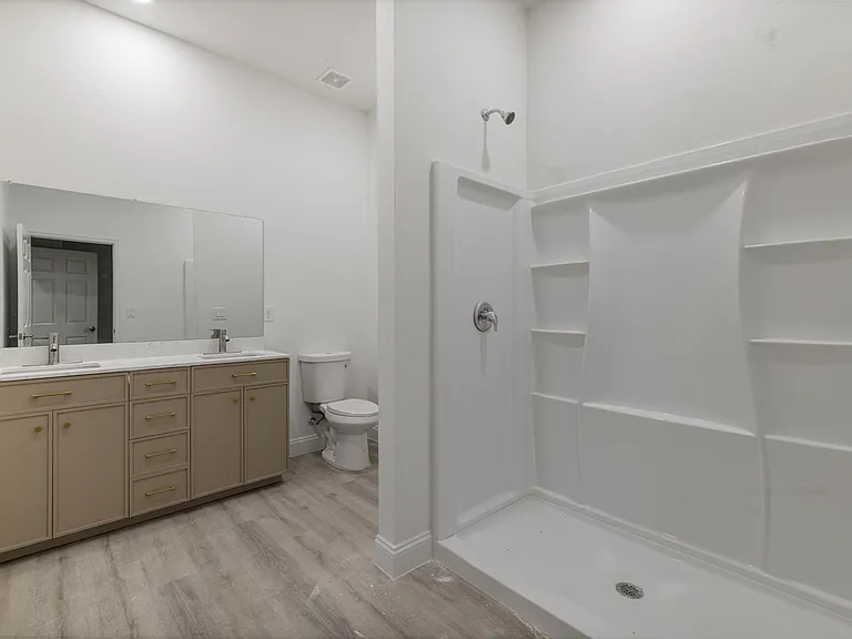941 Elgin St — Photo 20