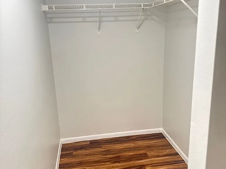 Whitfield Village Apartments — Photo 33