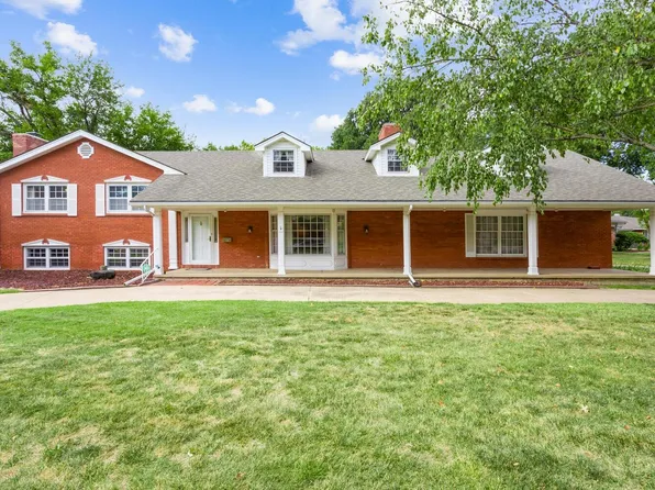 5721 E Chadowes St, Wichita, KS 67208