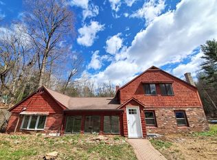 317 Batchelor St, Granby, MA 01033