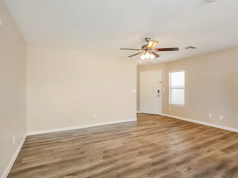5954 Sleepy Fawn Dr — Photo 6