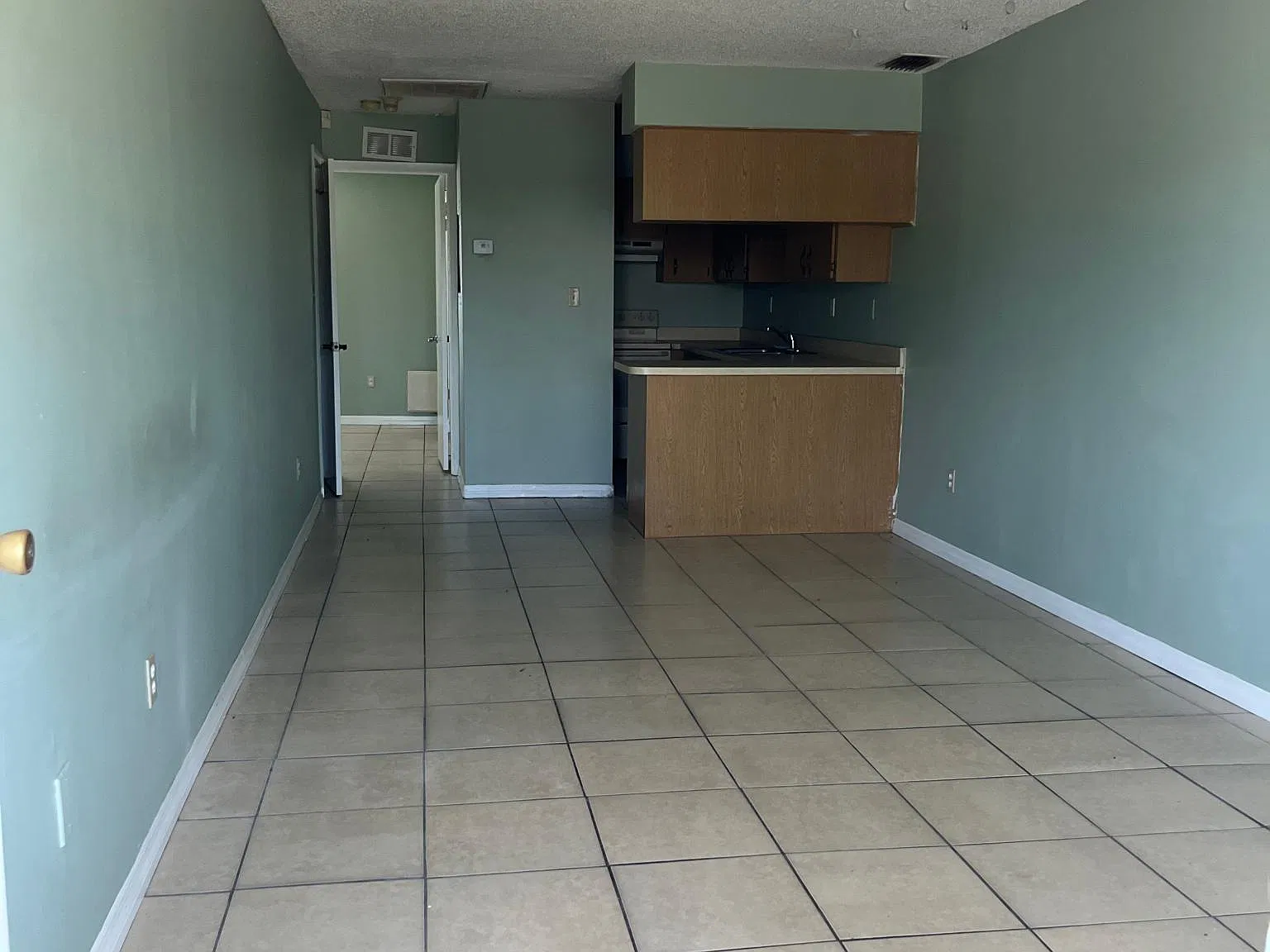 1 bed, 829 sqft, $1,400 — Photo 4