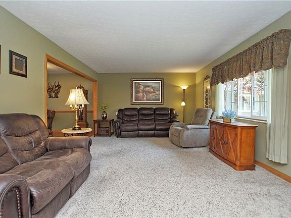 5th image of 2111 Wedgewood Dr