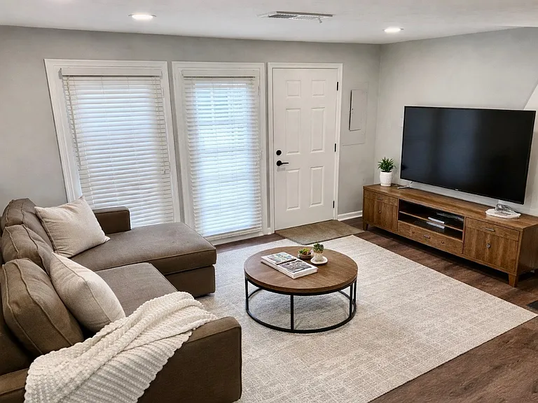 13937 Big Yankee Ln — Photo 36