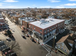 1 Center St #207, Clifton, NJ 07011