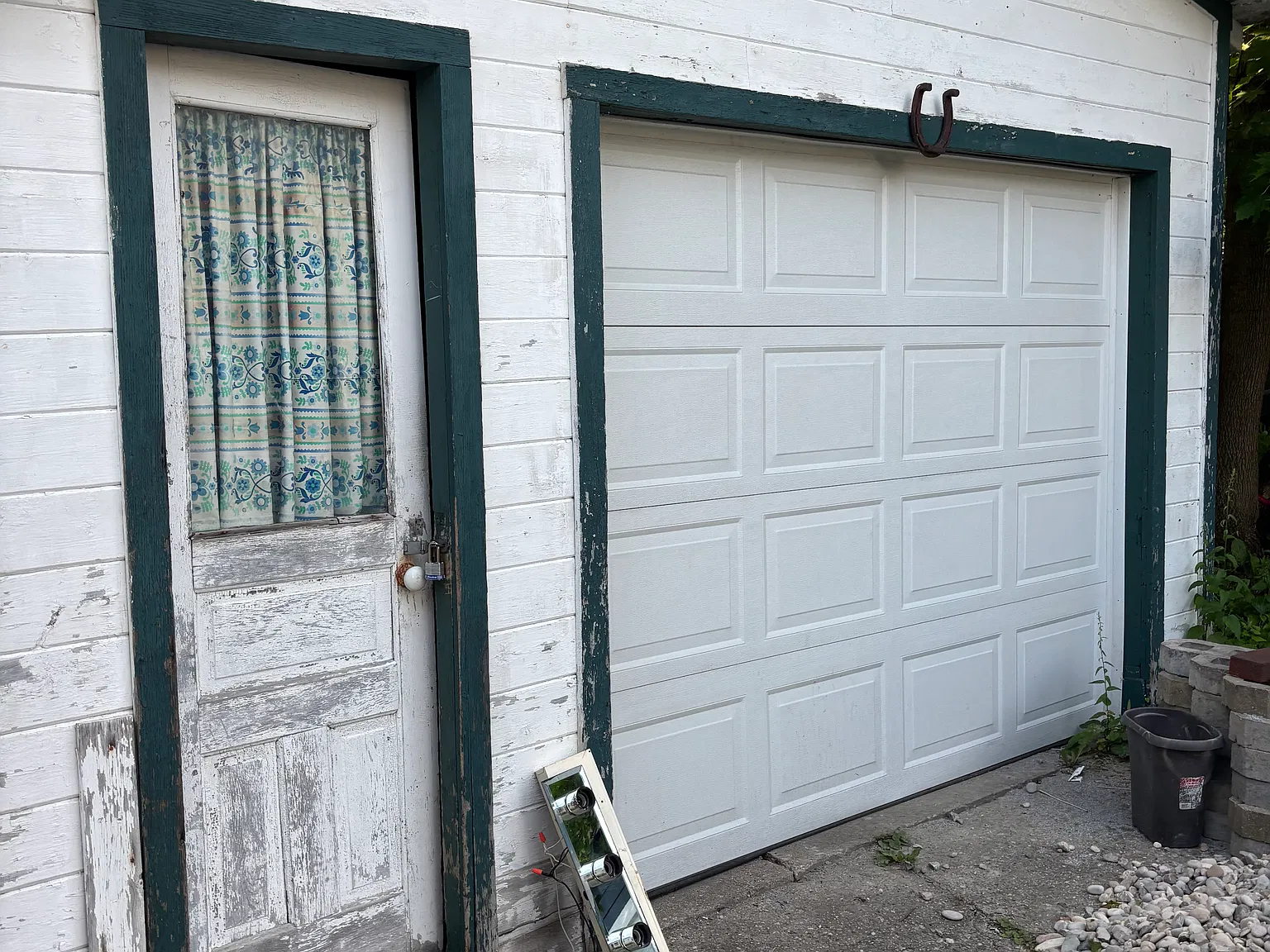 3 bed, 1.5 bath, 1000 sqft, $2,125 — Photo 4